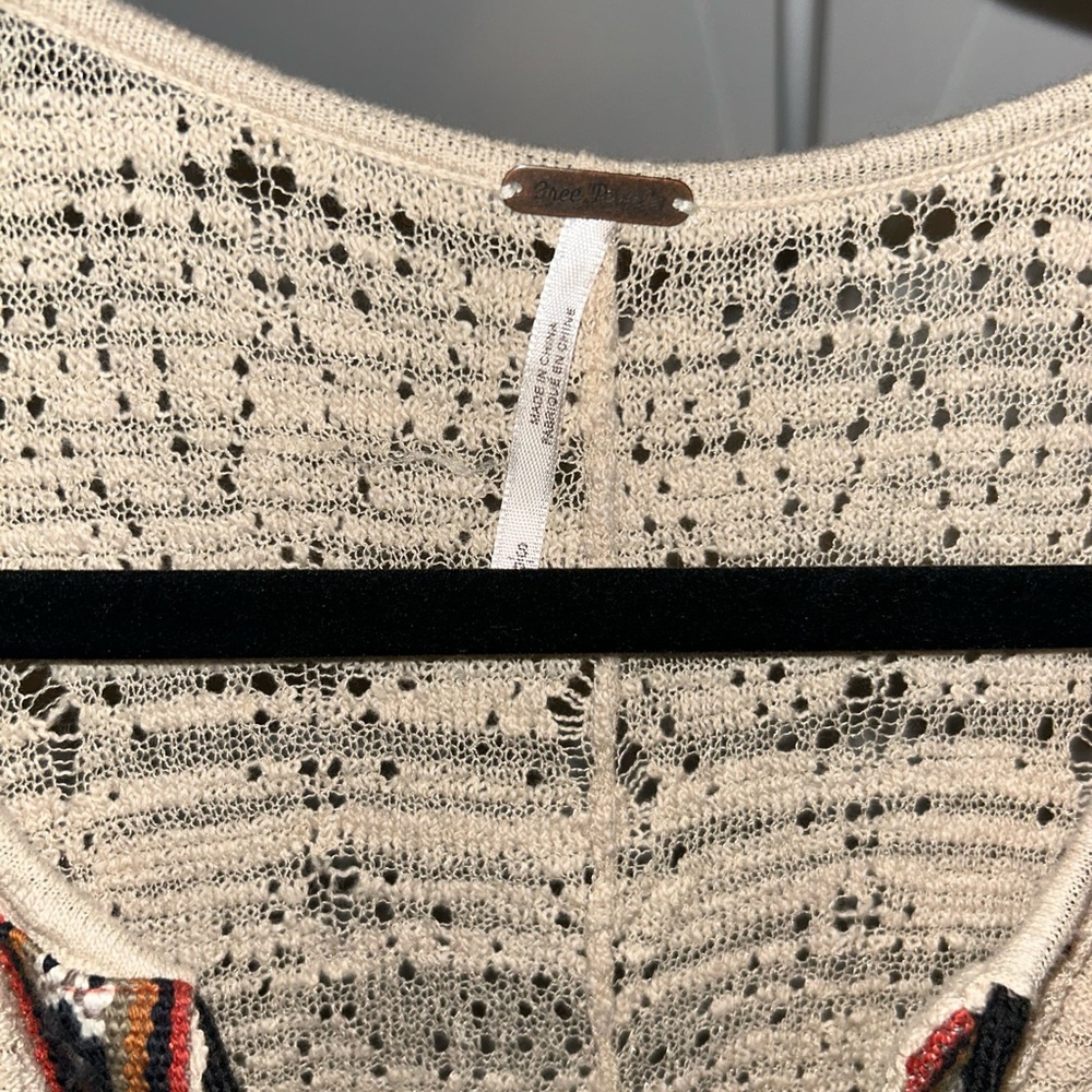 Free people - Picture 2 of 4
